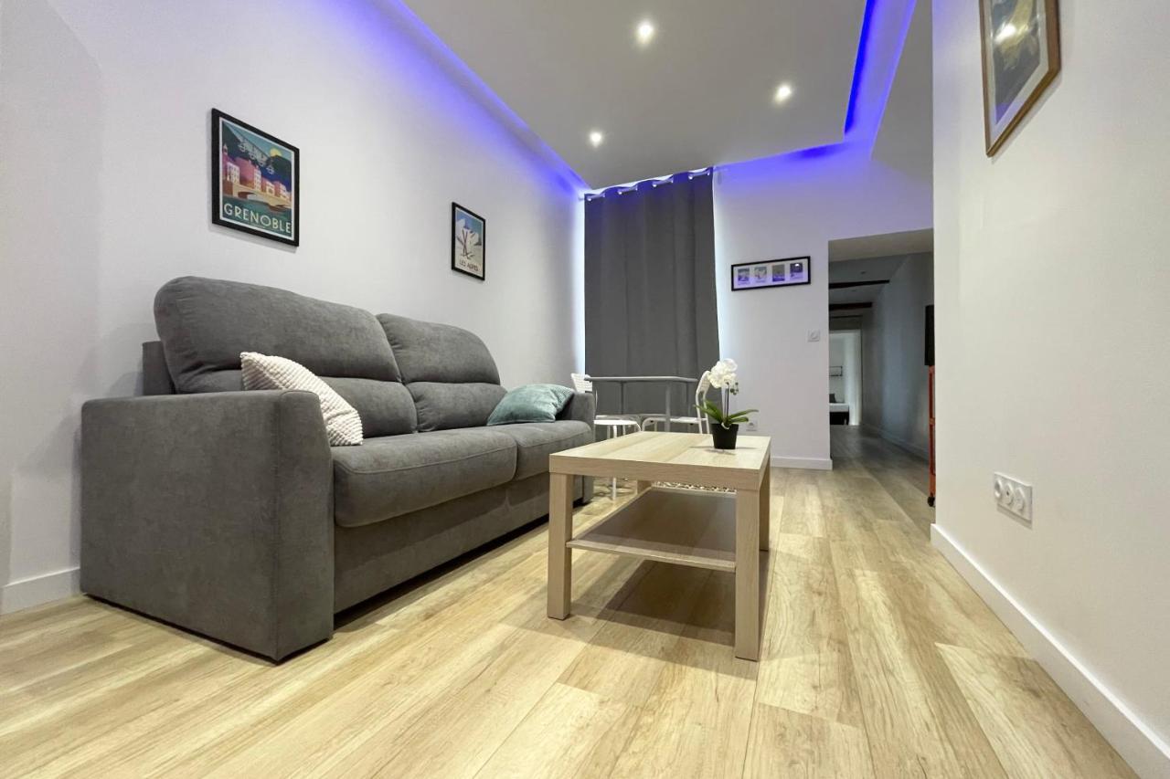 #Cf In White&Gray Center Leilighet Grenoble Eksteriør bilde
